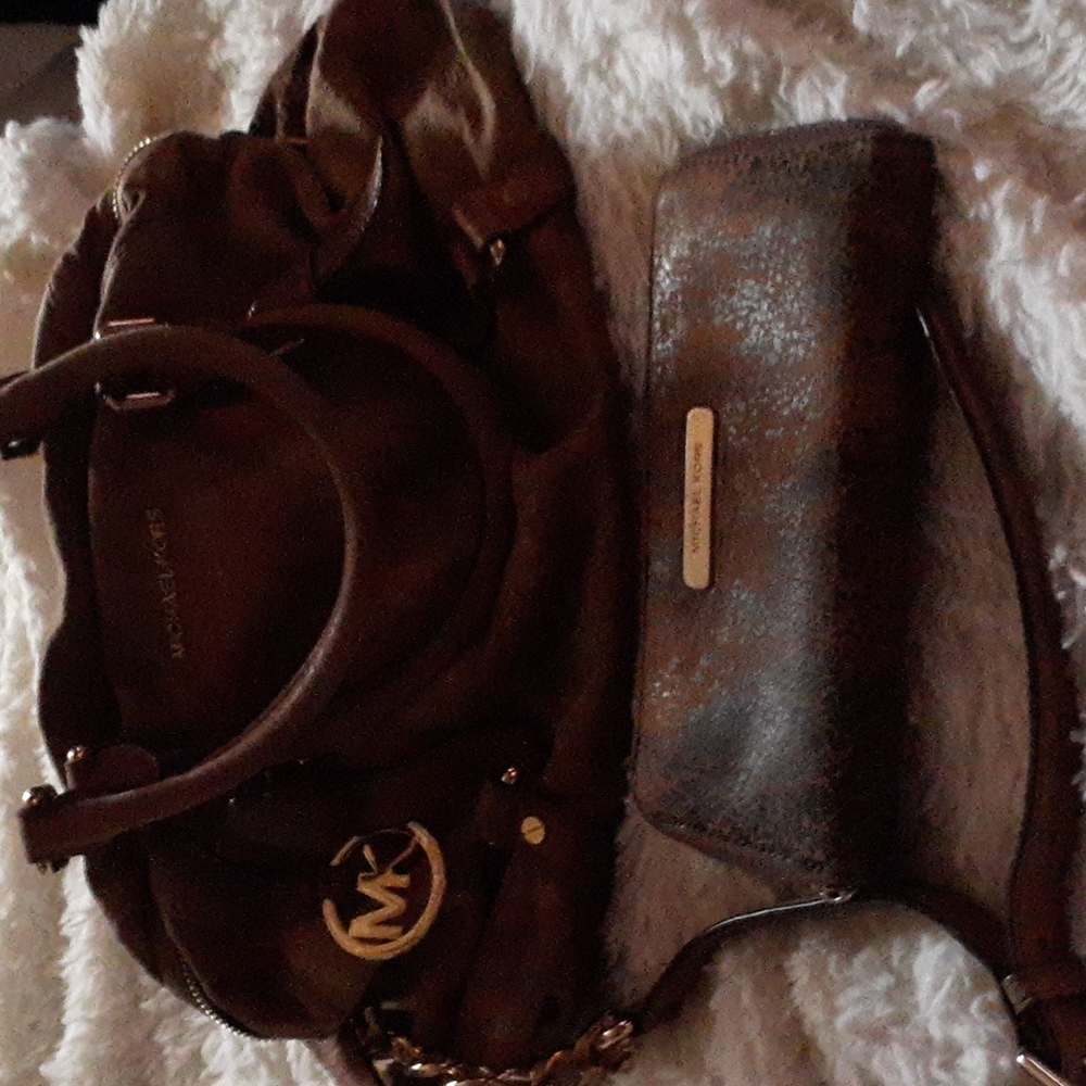 Michael kors purse and wallet